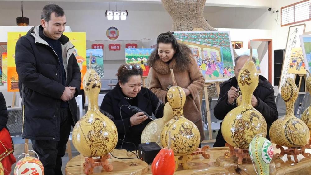 新疆库车市举办2023年“我们的中国梦·迎新春文化进万家”系列活动